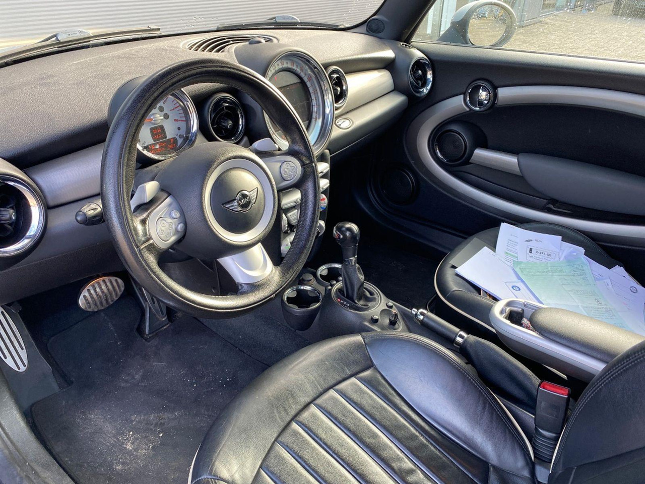 Mini Mini Clubman 1.6 Cooper S | 2008 | 144.083 km | Automaat | X397GX | NAP: Geen oordeel - Coche: foto 5 Mini Mini Clubman 1.6 Cooper S | 2008 | 144.083 km | Automaat | X397GX | NAP: Geen oordeel - Coche: foto 5