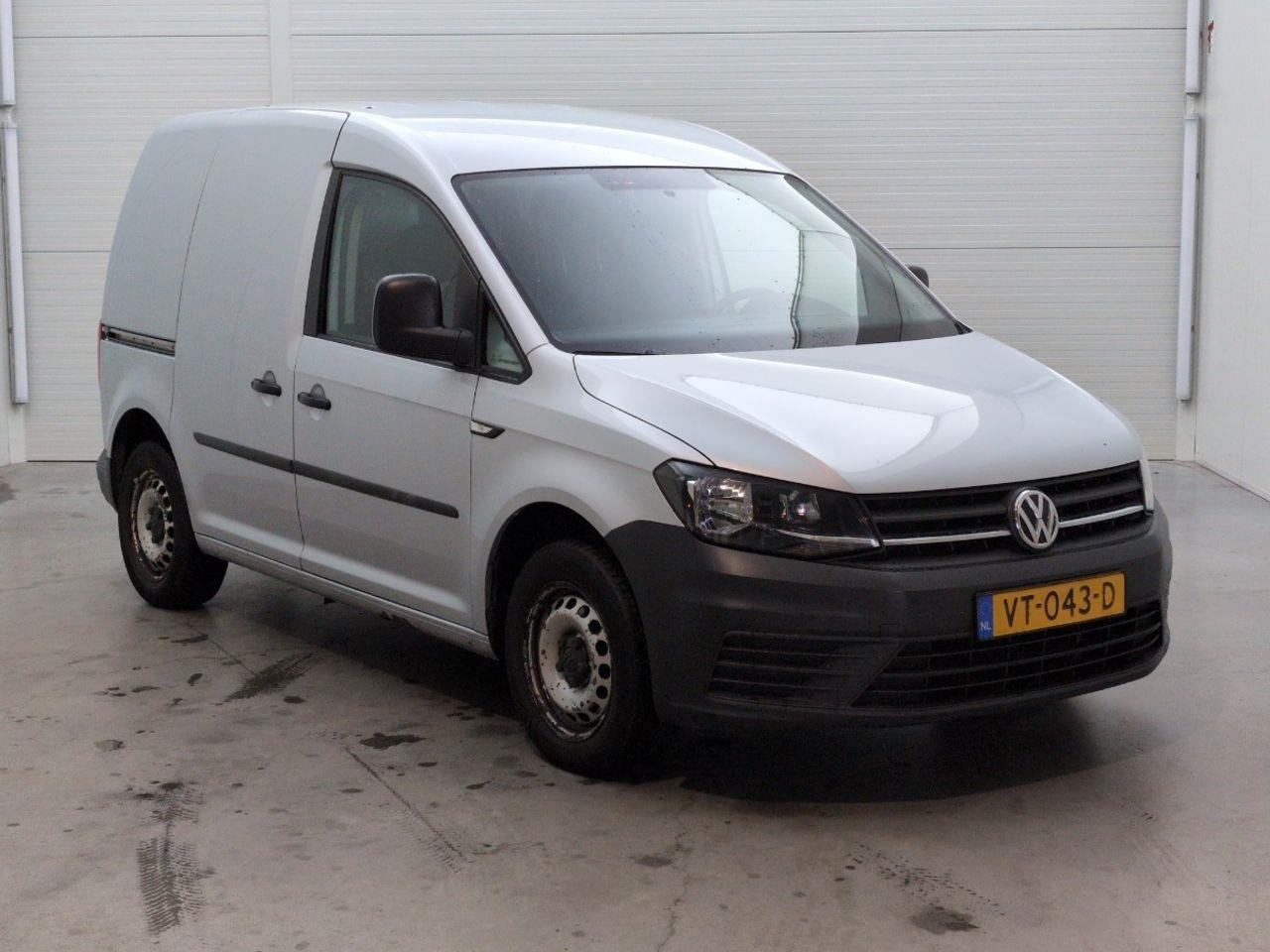 Volkswagen Caddy 2.0 TDI L1H1 BMT Trendline | 2016 | 207.621 km | VT043D | NAP: Logisch - Furgoneta pequeña: foto 2 Volkswagen Caddy 2.0 TDI L1H1 BMT Trendline | 2016 | 207.621 km | VT043D | NAP: Logisch - Furgoneta pequeña: foto 2