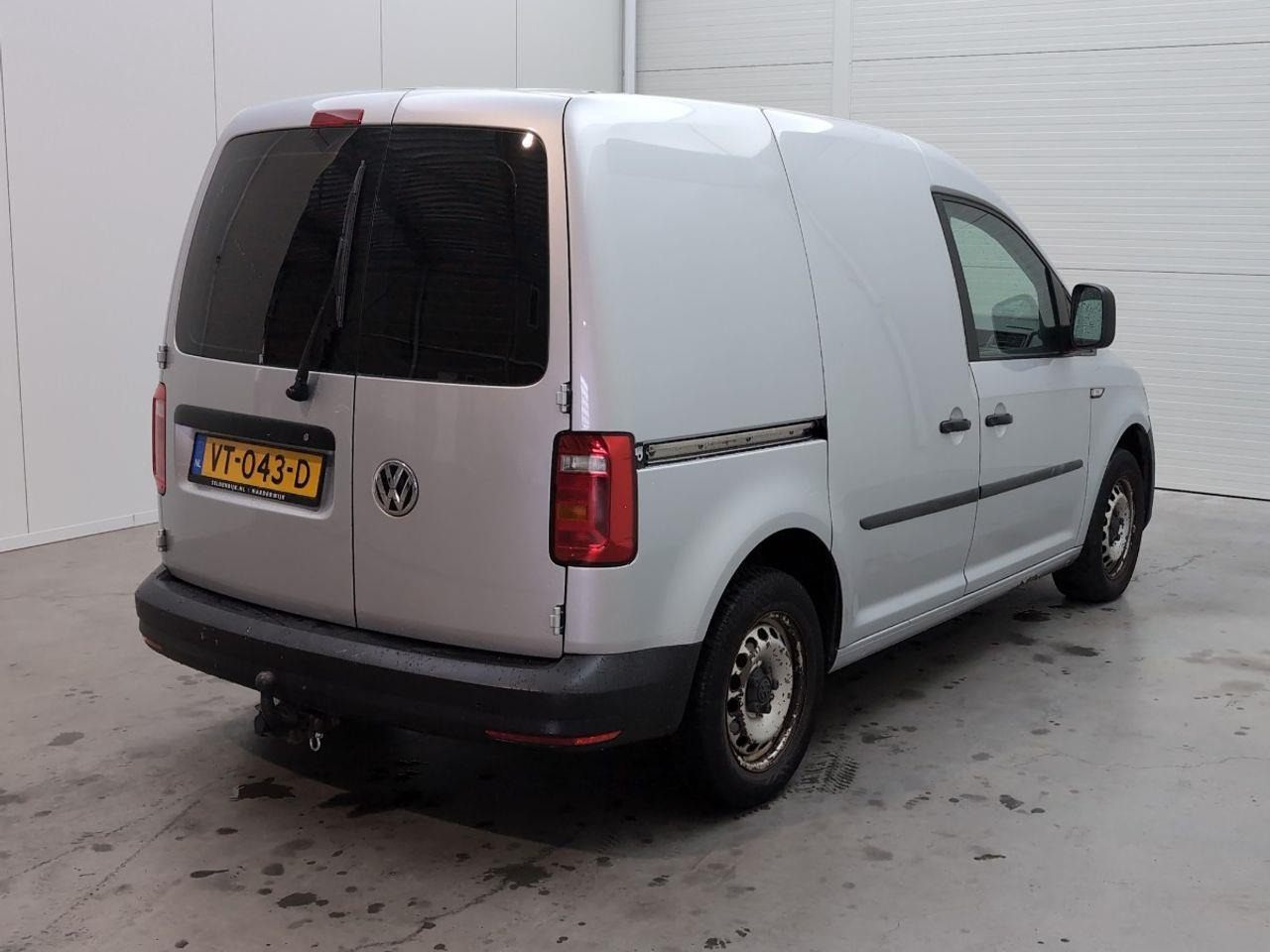 Volkswagen Caddy 2.0 TDI L1H1 BMT Trendline | 2016 | 207.621 km | VT043D | NAP: Logisch - Furgoneta pequeña: foto 4 Volkswagen Caddy 2.0 TDI L1H1 BMT Trendline | 2016 | 207.621 km | VT043D | NAP: Logisch - Furgoneta pequeña: foto 4