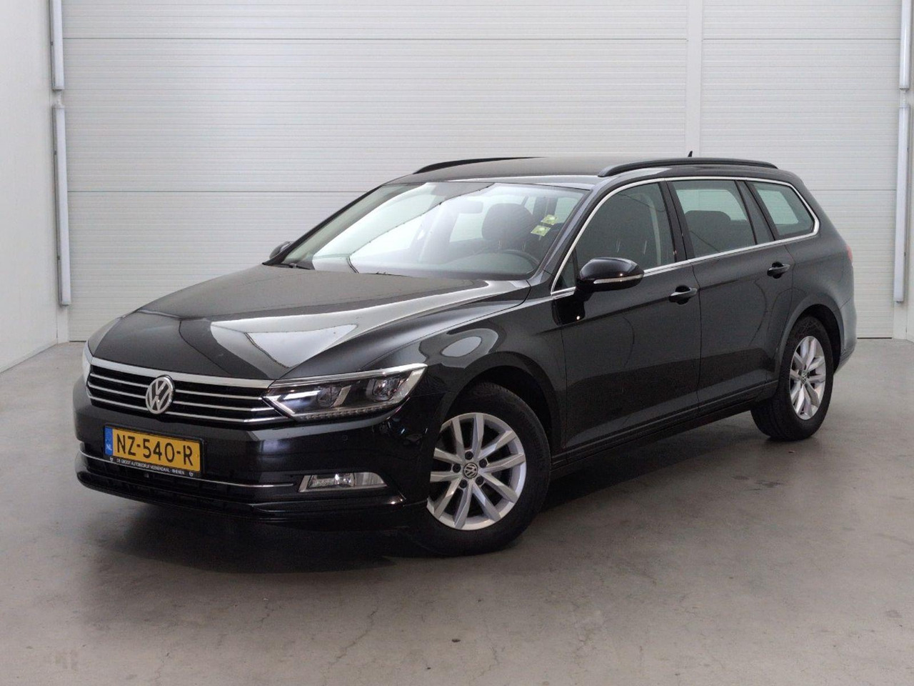 Volkswagen Passat Variant 1.4 TSI Comfortline | 2017 | 166.068 km | NZ540R | NAP: Logisch - Coche: foto 1 Volkswagen Passat Variant 1.4 TSI Comfortline | 2017 | 166.068 km | NZ540R | NAP: Logisch - Coche: foto 1
