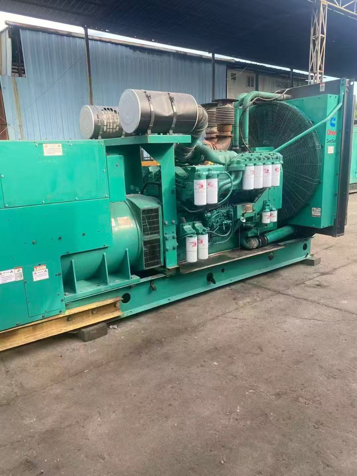 CUMMINS QSK30-G3 - Equipo de climatización industrial: foto 1 CUMMINS QSK30-G3 - Equipo de climatización industrial: foto 1