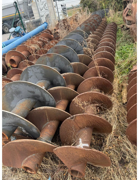 Drill Augers 420 / 520 - Implemento para Maquinaria de construcción: foto 3 Drill Augers 420 / 520 - Implemento para Maquinaria de construcción: foto 3