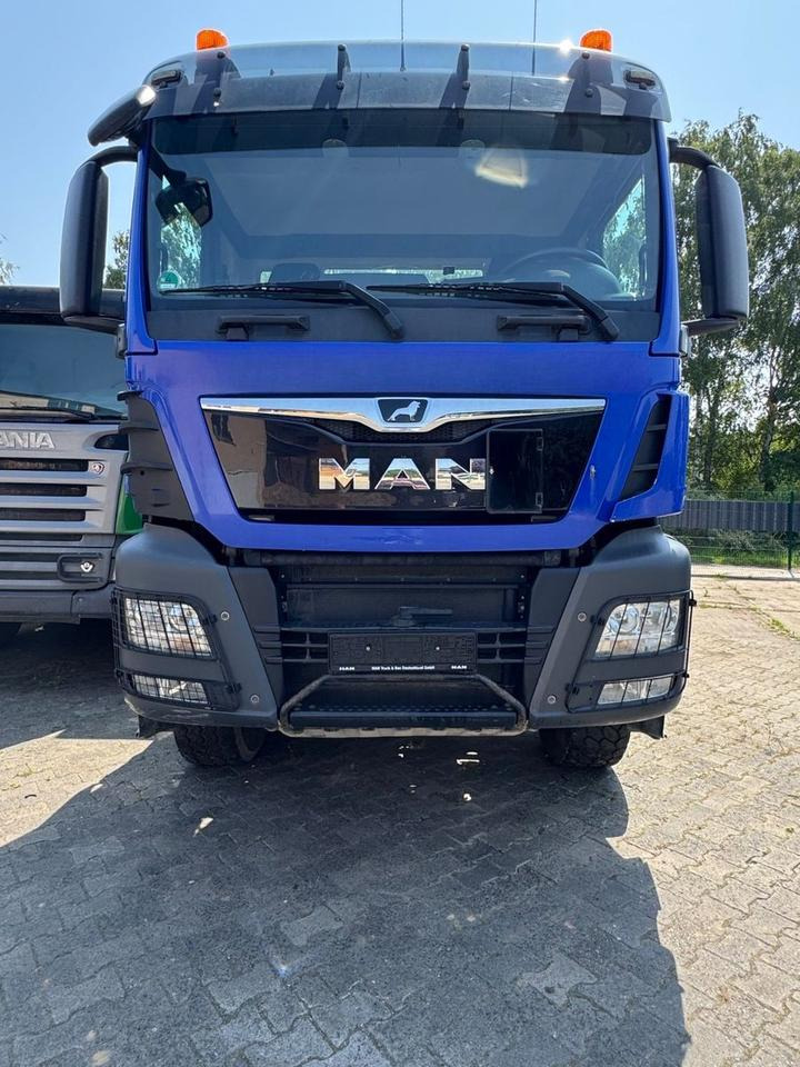 MAN 18.460 TGS/B-B/Kipp/4X4/klp.Zug/TOP-ZUSTAND - Cabeza tractora, Semirremolque volquete: foto 3 MAN 18.460 TGS/B-B/Kipp/4X4/klp.Zug/TOP-ZUSTAND - Cabeza tractora, Semirremolque volquete: foto 3