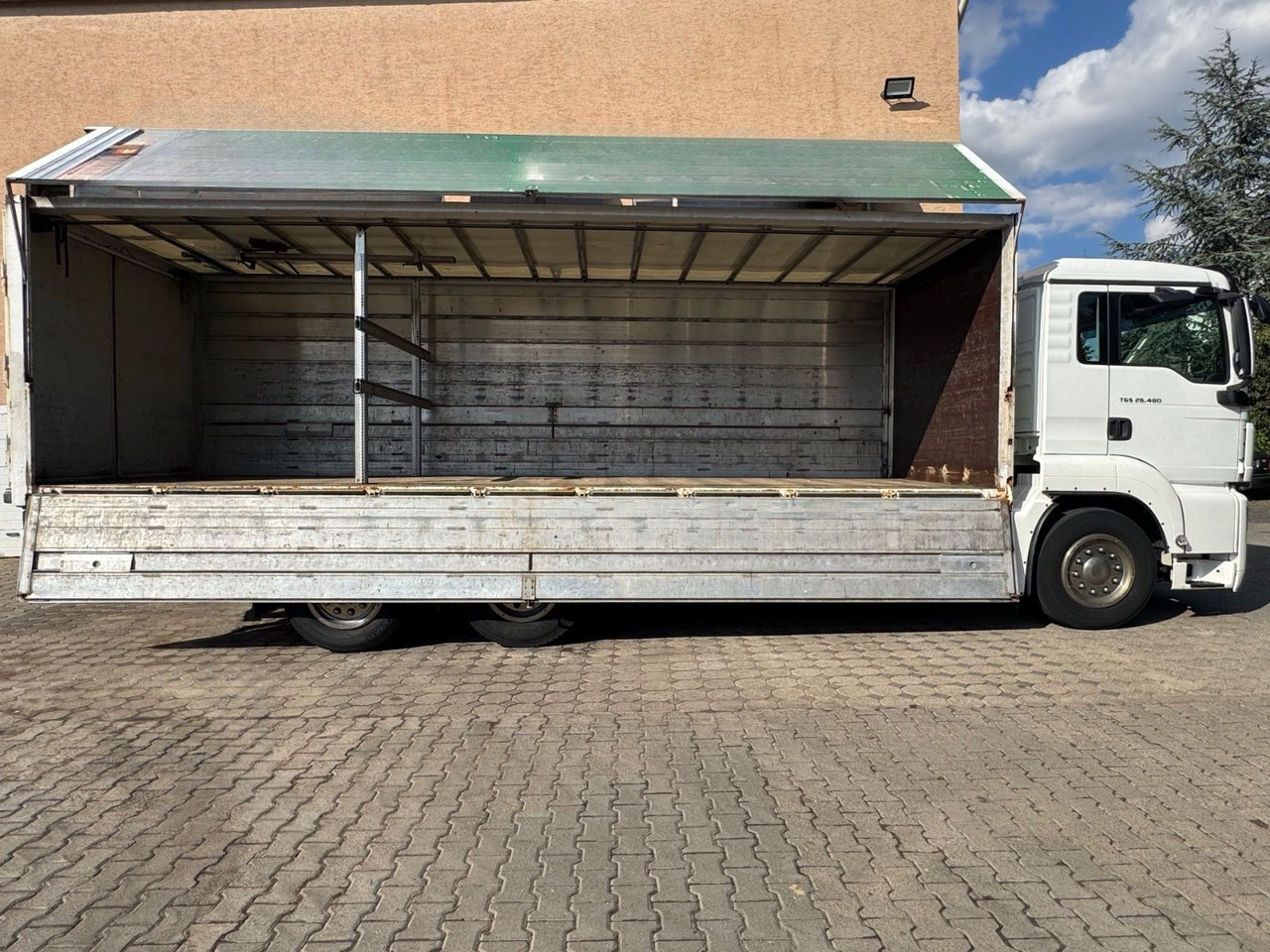 MAN TGS 26.480/Lenk-Lift/Kamera/AHK/Staplerhalterung - Camión transporte de bebidas: foto 4 MAN TGS 26.480/Lenk-Lift/Kamera/AHK/Staplerhalterung - Camión transporte de bebidas: foto 4