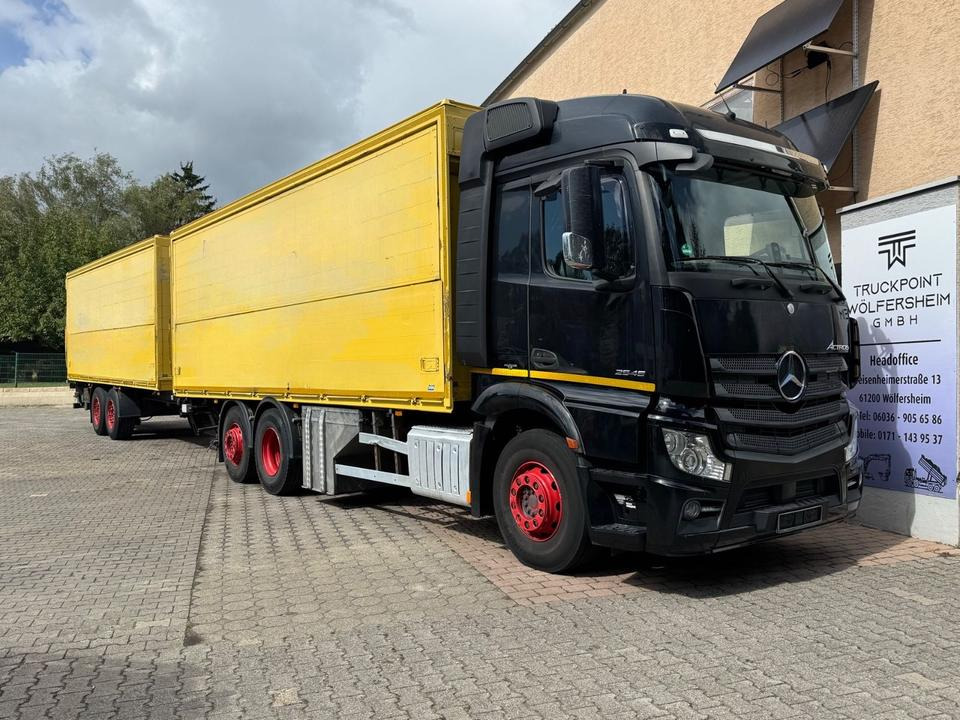 Mercedes-Benz Actros2545/2xLBW/Retarder/Lenk-Lift/Top-Zustand - Camión caja cerrada: foto 1 Mercedes-Benz Actros2545/2xLBW/Retarder/Lenk-Lift/Top-Zustand - Camión caja cerrada: foto 1