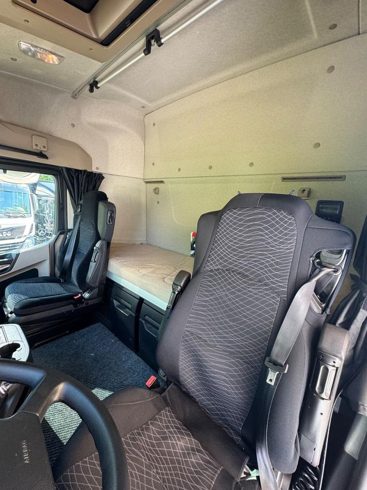 Arrendamiento de  Mercedes-Benz Actros2545/Lift-Lenk/Mitnahmestp/Retarder Mercedes-Benz Actros2545/Lift-Lenk/Mitnahmestp/Retarder: foto 11