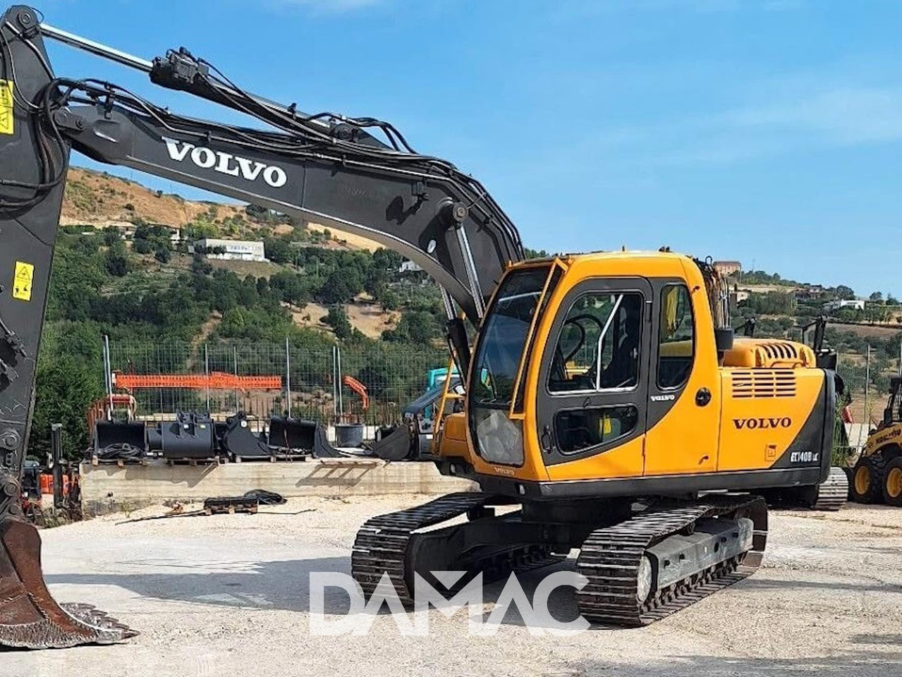 VOLVO EC140BLC - Excavadora de cadenas: foto 1 VOLVO EC140BLC - Excavadora de cadenas: foto 1