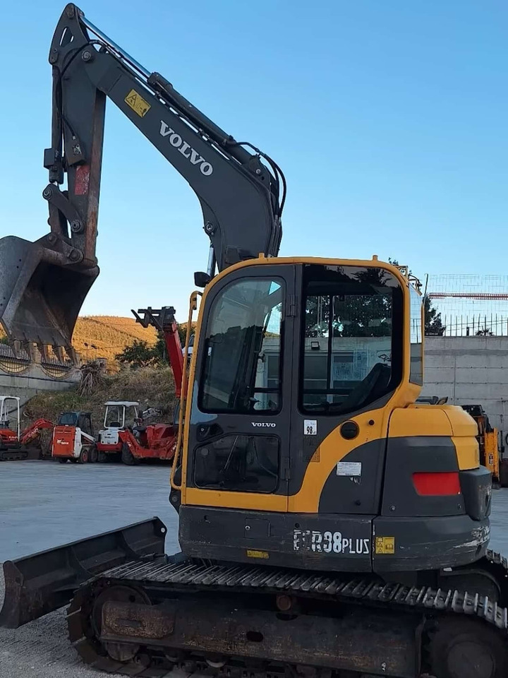 VOLVO ECR88 PLUS - Miniexcavadora: foto 5 VOLVO ECR88 PLUS - Miniexcavadora: foto 5