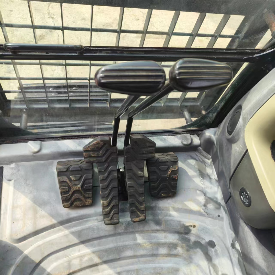 Excavadora de cadenas CATERPILLAR 320D: foto 19 Excavadora de cadenas CATERPILLAR 320D: foto 19