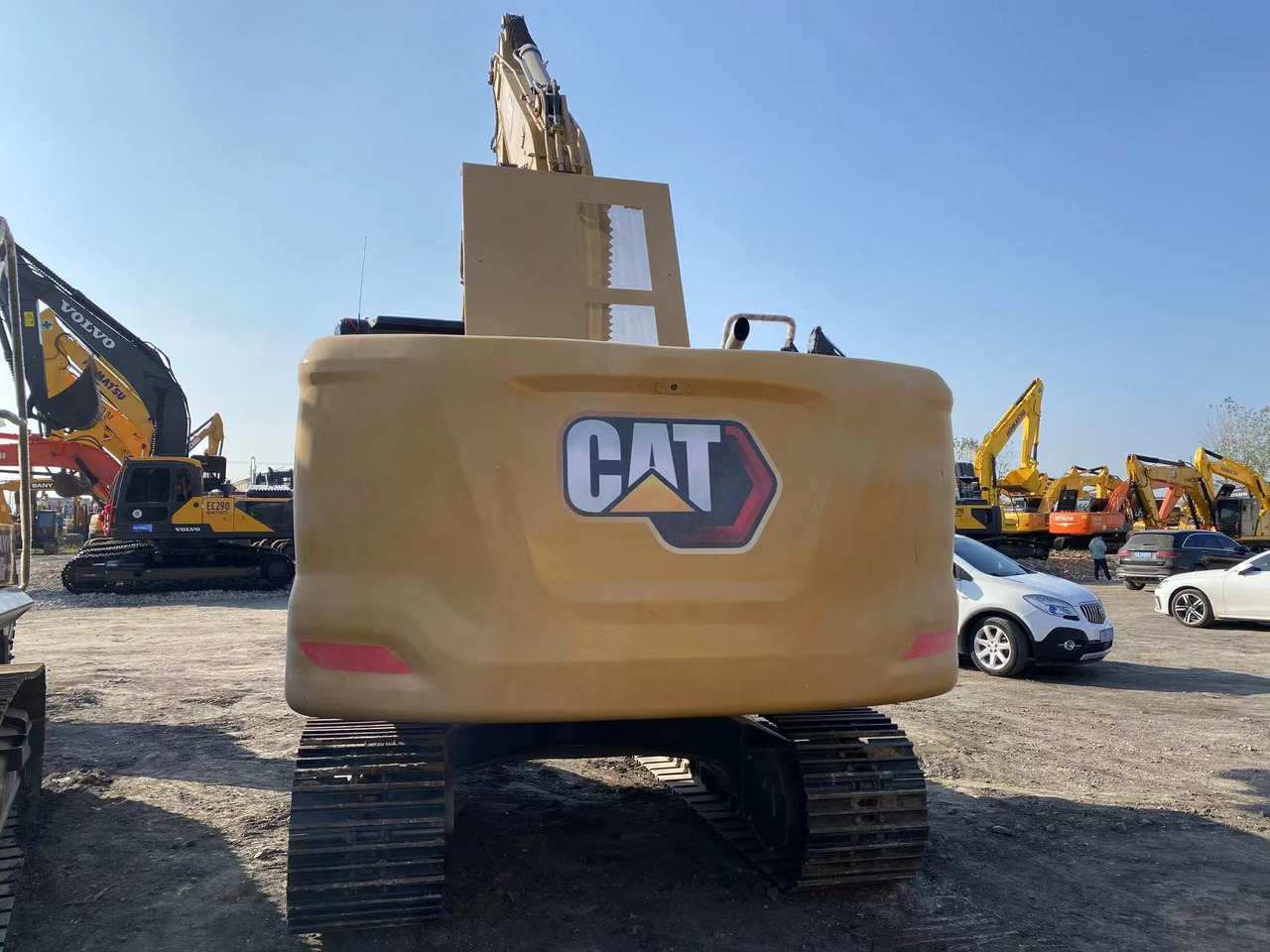 Excavadora de cadenas CATERPILLAR 320GC: foto 8