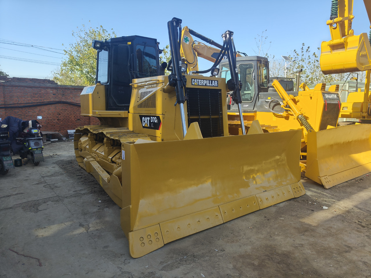 CATERPILLAR D7G - Excavadora de cadenas: foto 2 CATERPILLAR D7G - Excavadora de cadenas: foto 2