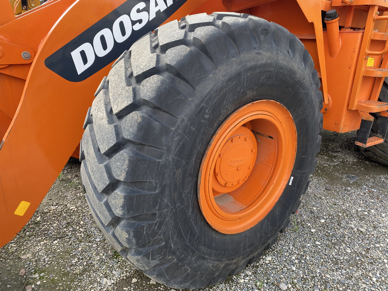 DOOSAN DL505 - Cargadora de ruedas: foto 3 DOOSAN DL505 - Cargadora de ruedas: foto 3