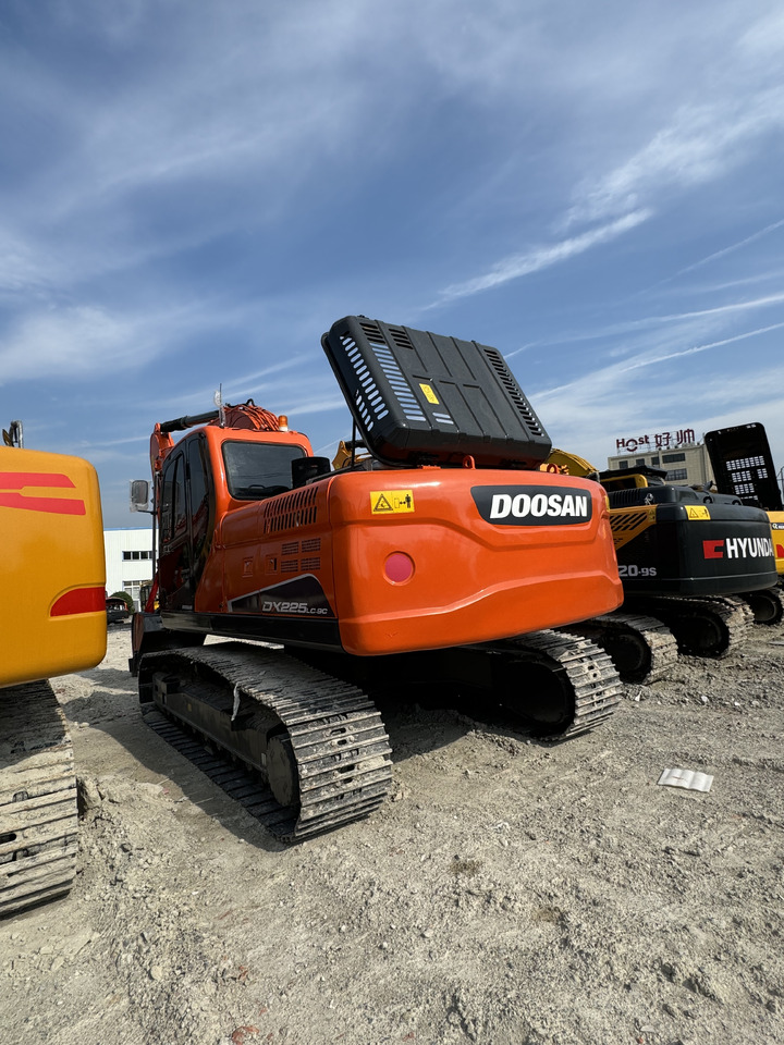 DOOSAN DX225 - Excavadora de cadenas: foto 4 DOOSAN DX225 - Excavadora de cadenas: foto 4