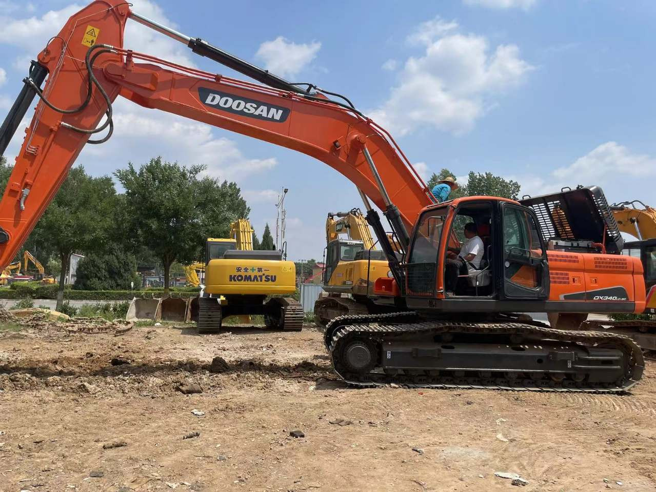Excavadora de cadenas DOOSAN DX340: foto 8