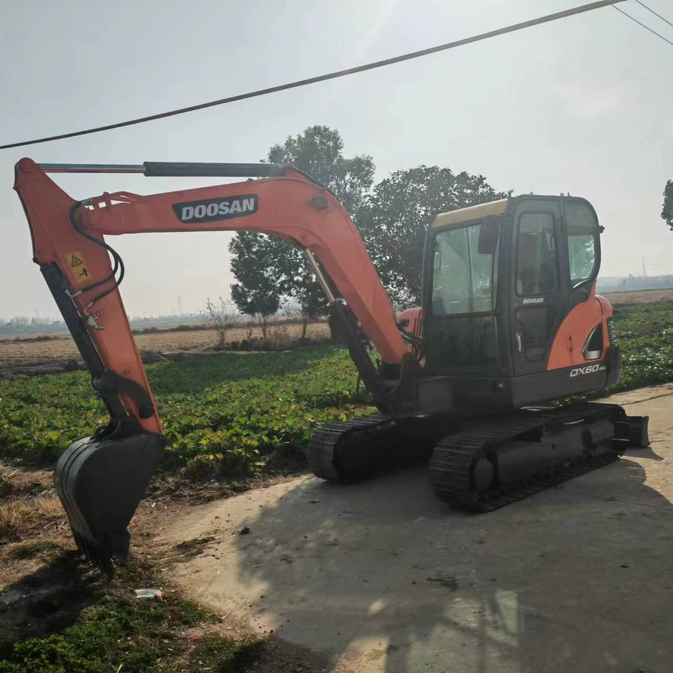 DOOSAN DX60 - Miniexcavadora: foto 4 DOOSAN DX60 - Miniexcavadora: foto 4
