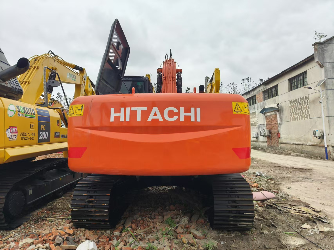 HITACHI ZX200 - Excavadora de cadenas: foto 3 HITACHI ZX200 - Excavadora de cadenas: foto 3