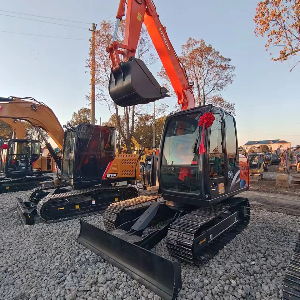 HITACHI ZX70 - Excavadora de cadenas: foto 4 HITACHI ZX70 - Excavadora de cadenas: foto 4