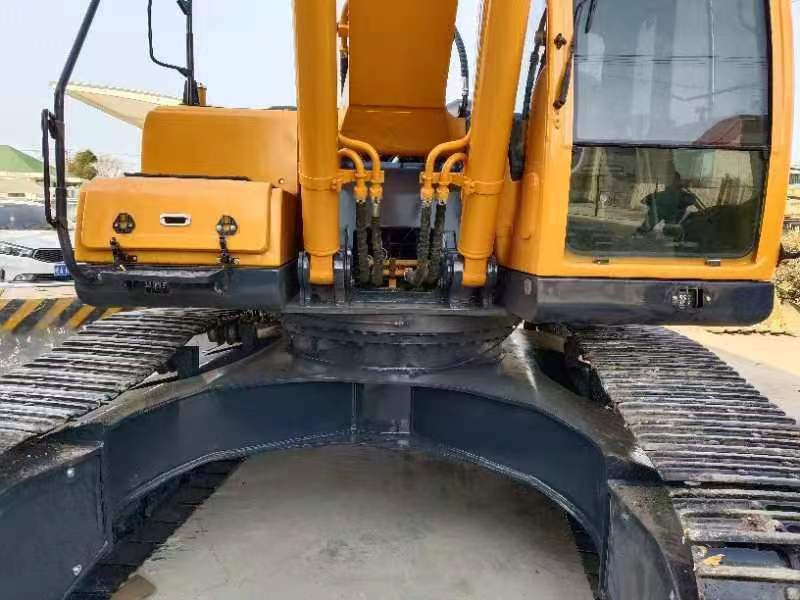 Excavadora de cadenas Hyundai 305: foto 8 Excavadora de cadenas Hyundai 305: foto 8