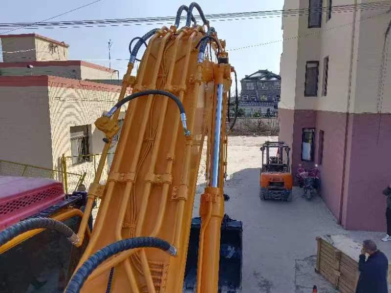 Excavadora de cadenas Hyundai 305: foto 7 Excavadora de cadenas Hyundai 305: foto 7