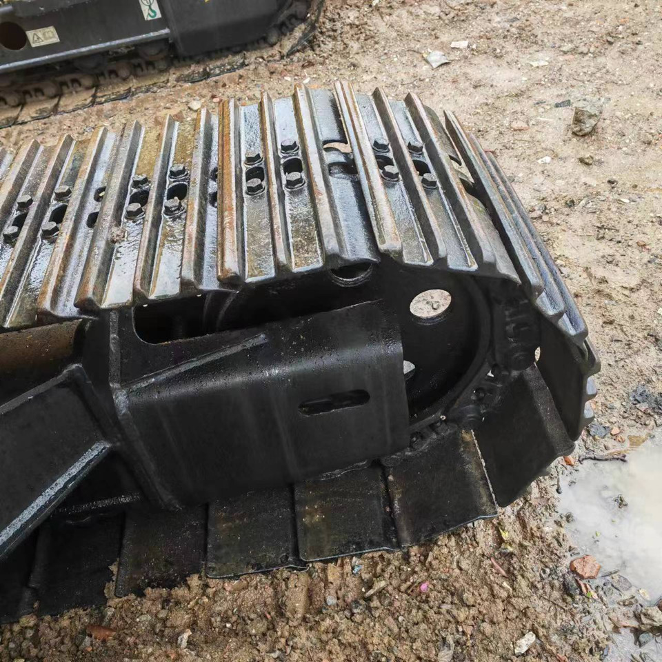 Excavadora de cadenas KOMATSU PC120: foto 10