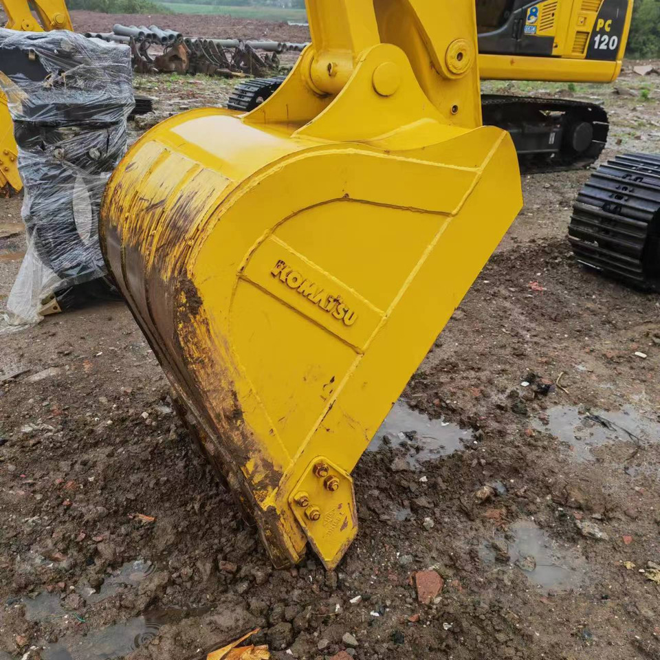 Excavadora de cadenas KOMATSU PC120: foto 7