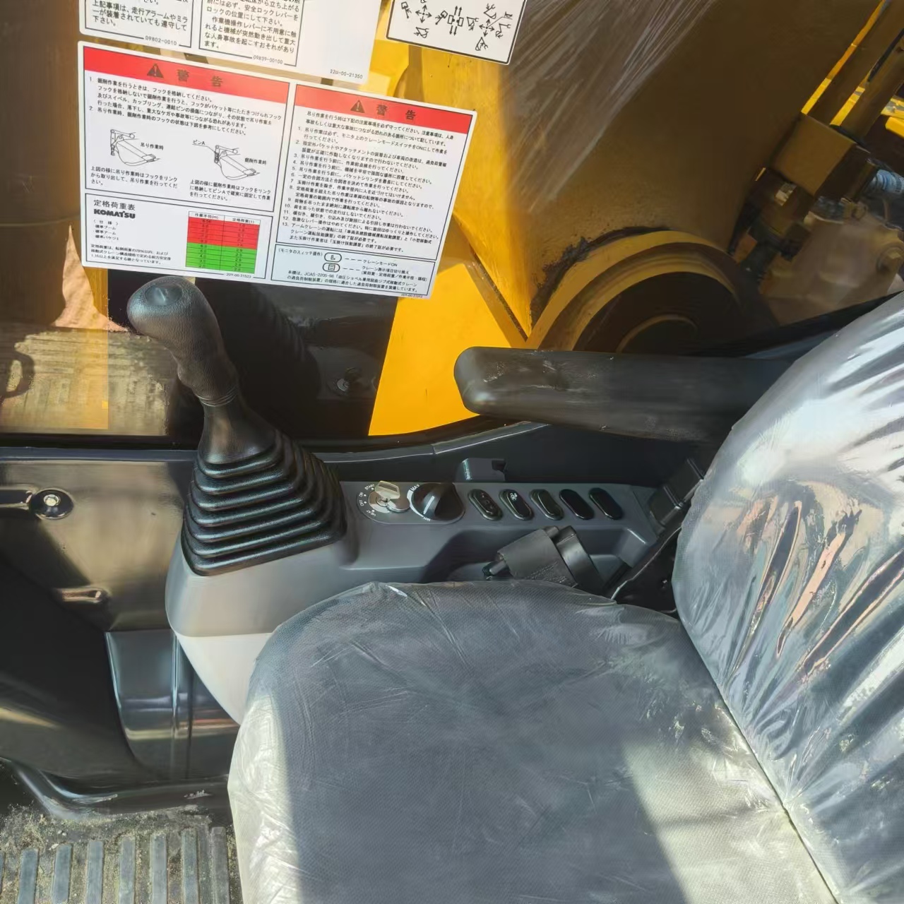 Excavadora de cadenas KOMATSU PC400: foto 15