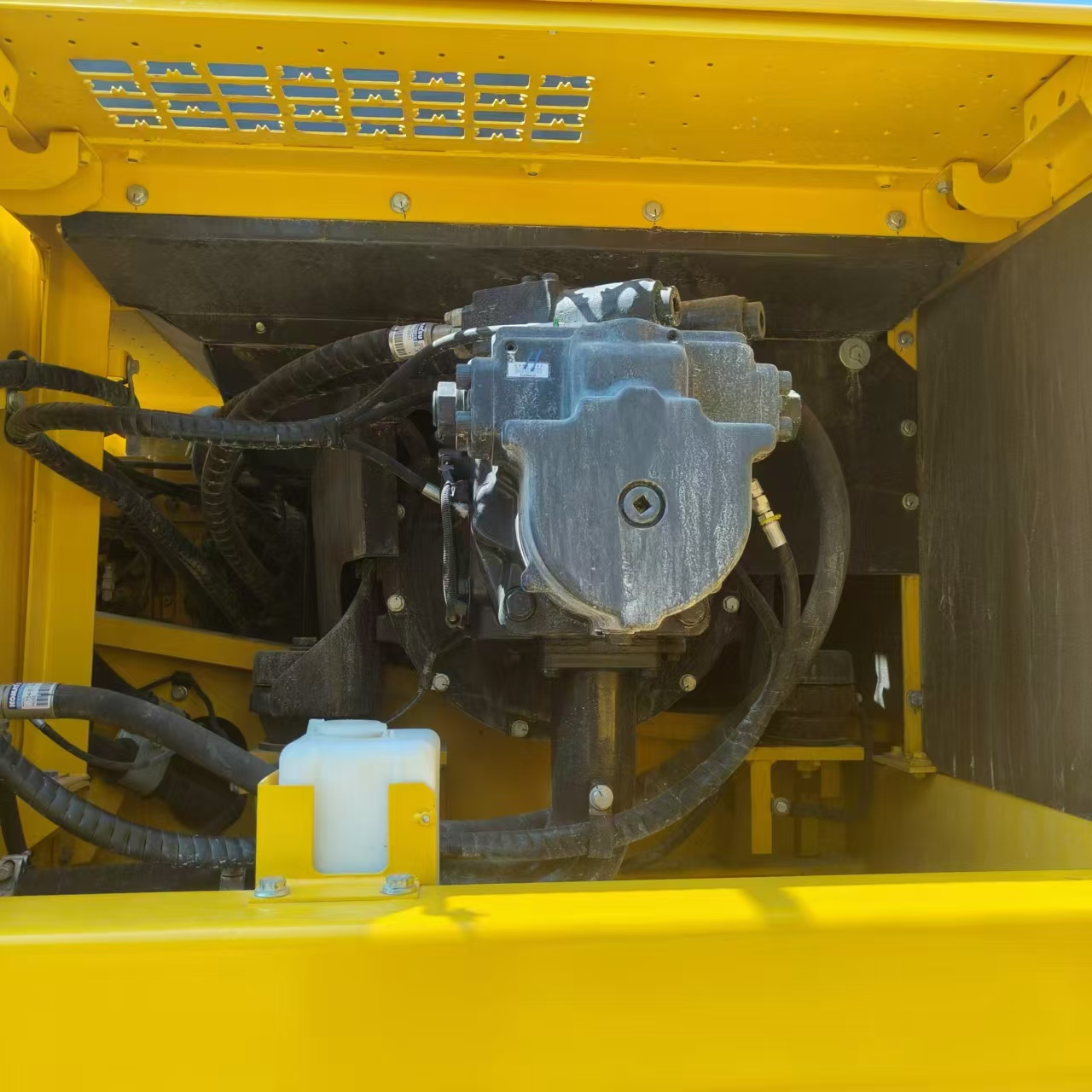 Excavadora de cadenas KOMATSU PC400: foto 13