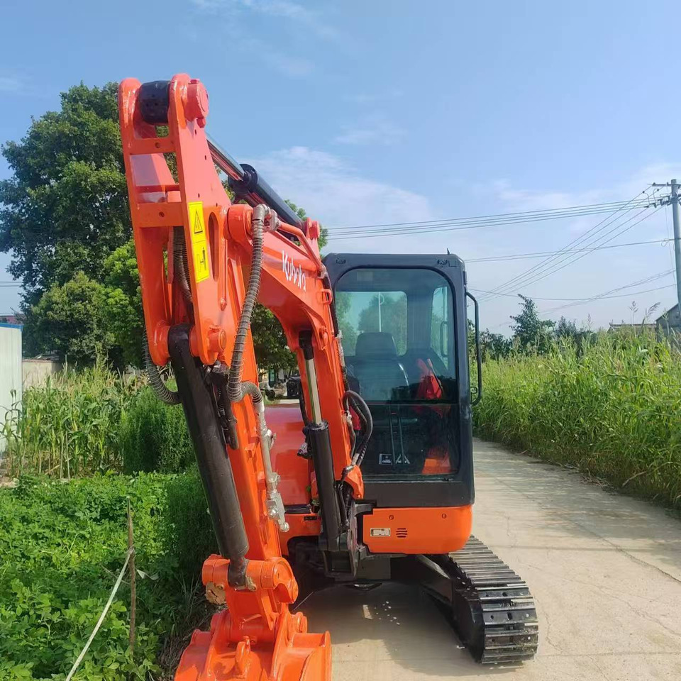 KUBOTA U35 - Miniexcavadora: foto 3 KUBOTA U35 - Miniexcavadora: foto 3