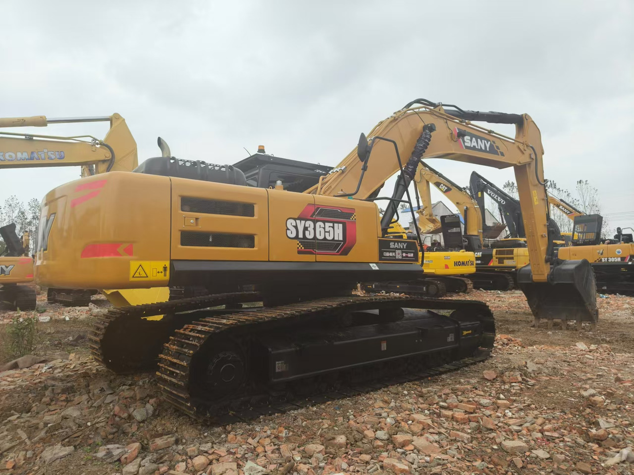 SANY SY365H - Excavadora de cadenas: foto 1 SANY SY365H - Excavadora de cadenas: foto 1