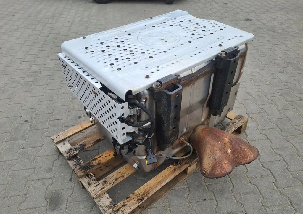 KATALIZATOR TŁUMIK DPF FILTR KOMPLETNY FORD F-MAX CARGO 500 EURO 6  - Silenciador: foto 3 KATALIZATOR TŁUMIK DPF FILTR KOMPLETNY FORD F-MAX CARGO 500 EURO 6  - Silenciador: foto 3