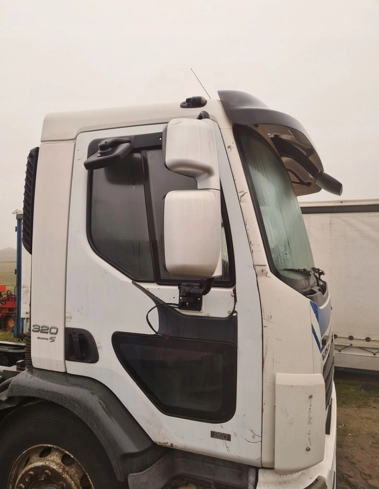 KOMPLETNA KRÓTKA DZIENNA AUTOMAT VOLVO FE EURO 5 - Cabina: foto 3 KOMPLETNA KRÓTKA DZIENNA AUTOMAT VOLVO FE EURO 5 - Cabina: foto 3