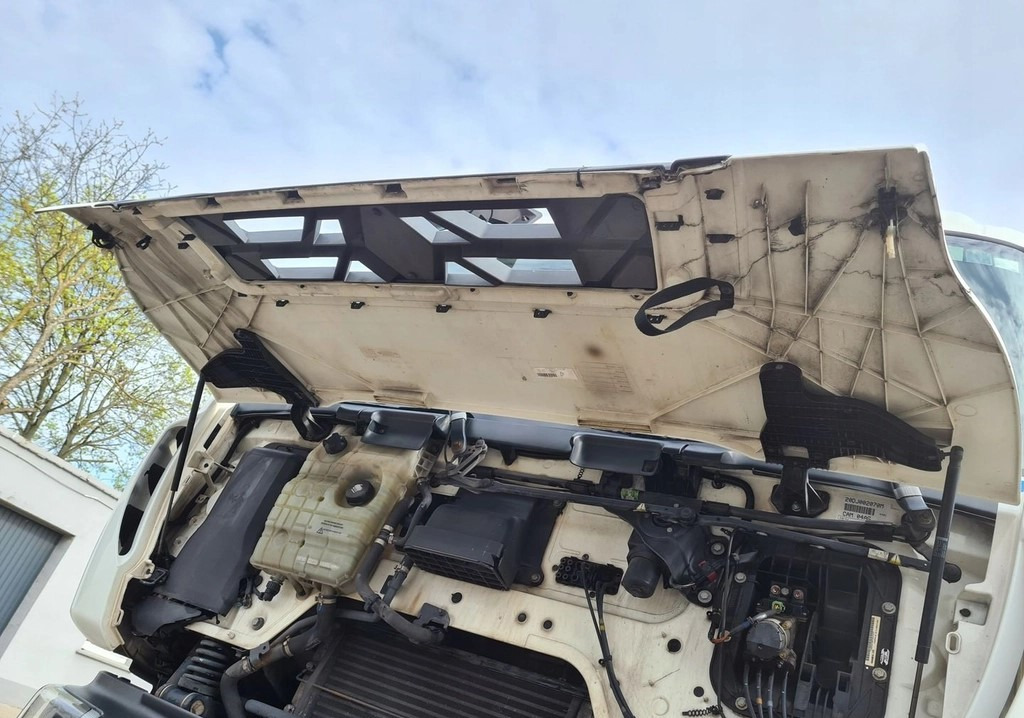 MASKA ATRAPA PRZÓD KABINY ORYGINAŁ RENAULT GAMA D WIDE EURO 6 SZEROKA 2M  - Parachoques: foto 2 MASKA ATRAPA PRZÓD KABINY ORYGINAŁ RENAULT GAMA D WIDE EURO 6 SZEROKA 2M  - Parachoques: foto 2