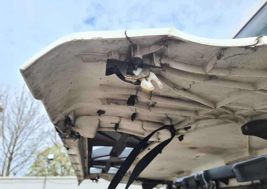 MASKA ATRAPA PRZÓD KABINY ORYGINAŁ RENAULT GAMA D WIDE EURO 6 SZEROKA 2M  - Parachoques: foto 3 MASKA ATRAPA PRZÓD KABINY ORYGINAŁ RENAULT GAMA D WIDE EURO 6 SZEROKA 2M  - Parachoques: foto 3