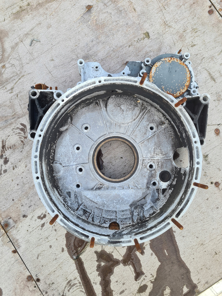 OBUDOWA SPRZĘGŁA KOŁA ZAMACHOWEGO MANUAL RENAULT PREMIUM DXI 11 20845517 20845519 20845521 - Embrague y piezas: foto 2 OBUDOWA SPRZĘGŁA KOŁA ZAMACHOWEGO MANUAL RENAULT PREMIUM DXI 11 20845517 20845519 20845521 - Embrague y piezas: foto 2