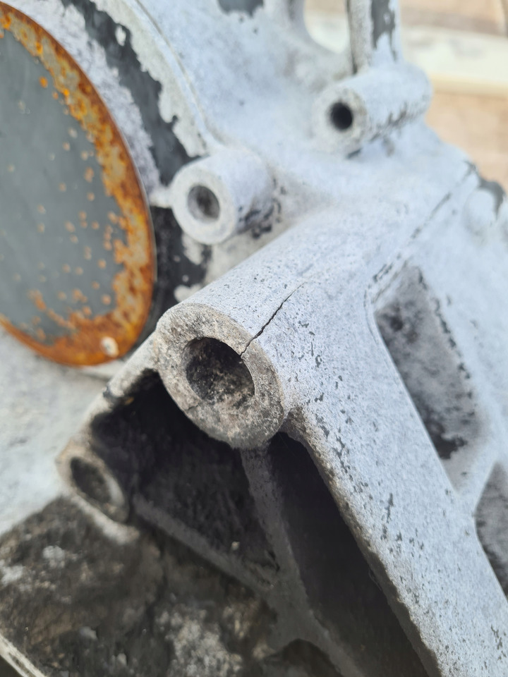 OBUDOWA SPRZĘGŁA KOŁA ZAMACHOWEGO MANUAL RENAULT PREMIUM DXI 11 20845517 20845519 20845521 - Embrague y piezas: foto 4 OBUDOWA SPRZĘGŁA KOŁA ZAMACHOWEGO MANUAL RENAULT PREMIUM DXI 11 20845517 20845519 20845521 - Embrague y piezas: foto 4