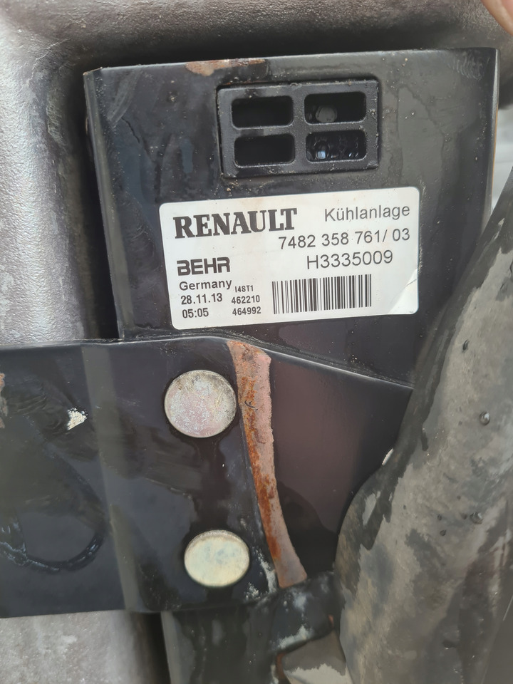 RENAULT CHŁODNICA WODY OSŁONA RENAULT PREMIUM 2 KERAX LANDER DXI - Radiador para Camión: foto 3 RENAULT CHŁODNICA WODY OSŁONA RENAULT PREMIUM 2 KERAX LANDER DXI - Radiador para Camión: foto 3