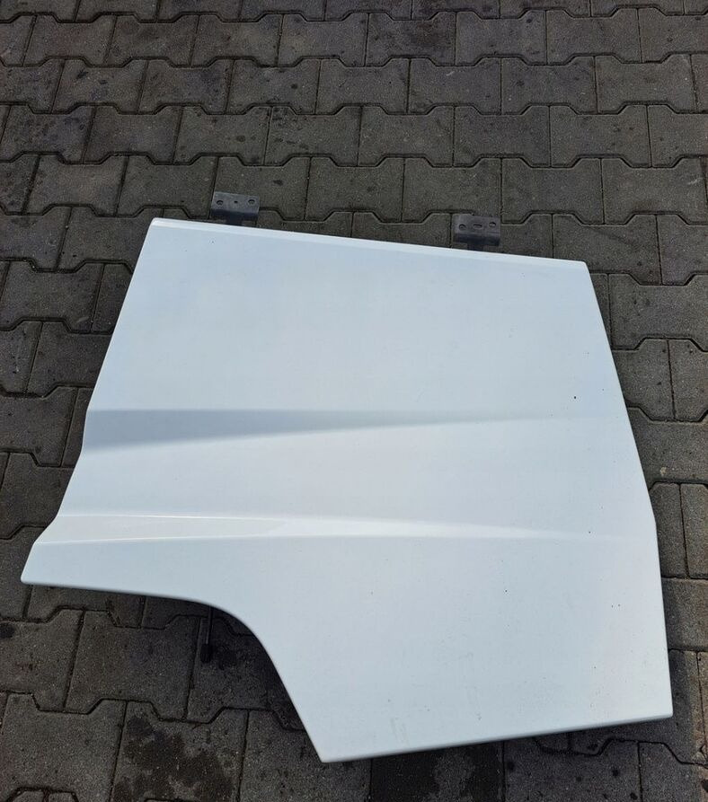 Renault GAMA RANGE T truck - Carrocería y exterior para Camión: foto 4 Renault GAMA RANGE T truck - Carrocería y exterior para Camión: foto 4