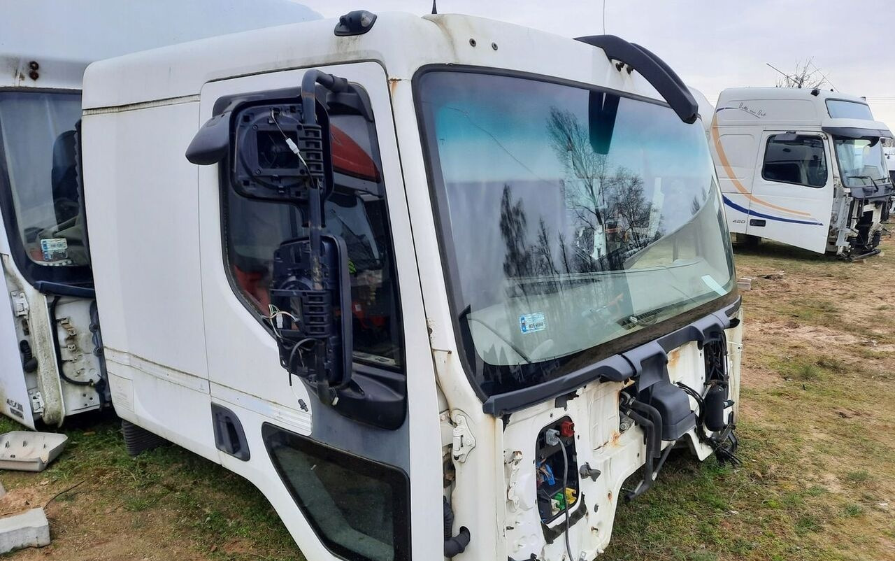 Renault PREMIUM 460 DXI - Cabina para Camión: foto 5 Renault PREMIUM 460 DXI - Cabina para Camión: foto 5