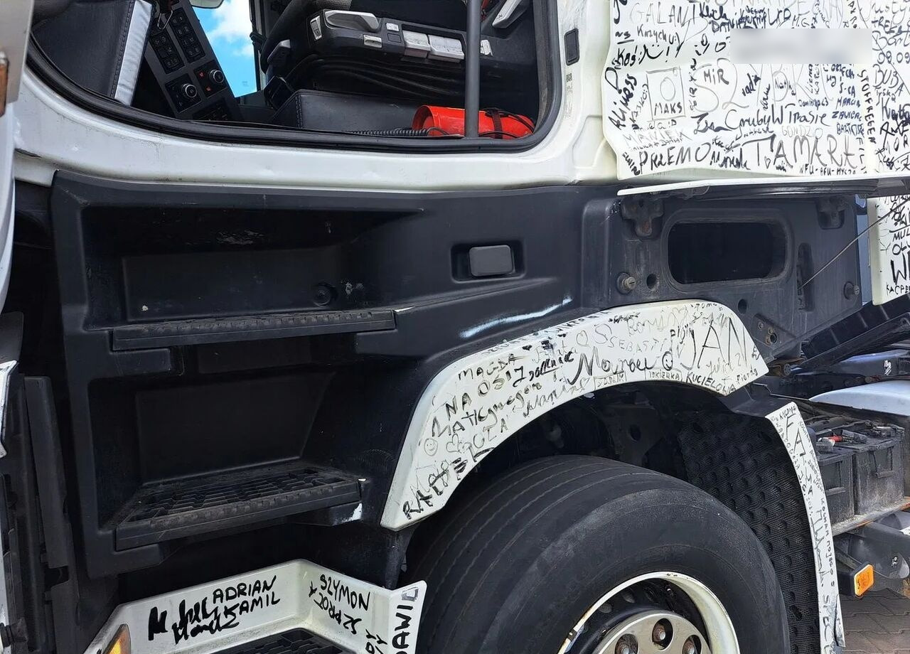 Renault STOPNICA GÓRNA STOPIEŃ LEWY GAMA T RANGE HIGH Renault RENAULT GAMA T RANGE HIGH - Peldaño para Camión: foto 2 Renault STOPNICA GÓRNA STOPIEŃ LEWY GAMA T RANGE HIGH Renault RENAULT GAMA T RANGE HIGH - Peldaño para Camión: foto 2