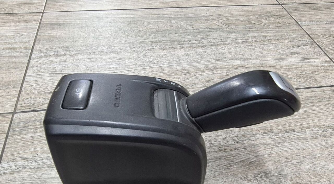 Volvo JOYSTICK ZMIANY BIEGÓW GAŁKA LEWAREK VOLVO FH FM 4 22230455 - Palanca de cambio para Camión: foto 3 Volvo JOYSTICK ZMIANY BIEGÓW GAŁKA LEWAREK VOLVO FH FM 4 22230455 - Palanca de cambio para Camión: foto 3