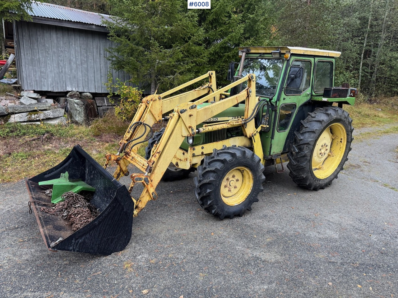 1977 John Deere 2030 w/ front loader, bucket and chains. - Tractor: foto 2 1977 John Deere 2030 w/ front loader, bucket and chains. - Tractor: foto 2