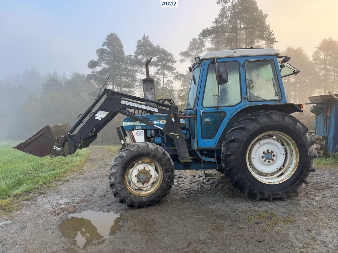 1982 Ford 5610 w/ front loader. - Tractor: foto 2 1982 Ford 5610 w/ front loader. - Tractor: foto 2