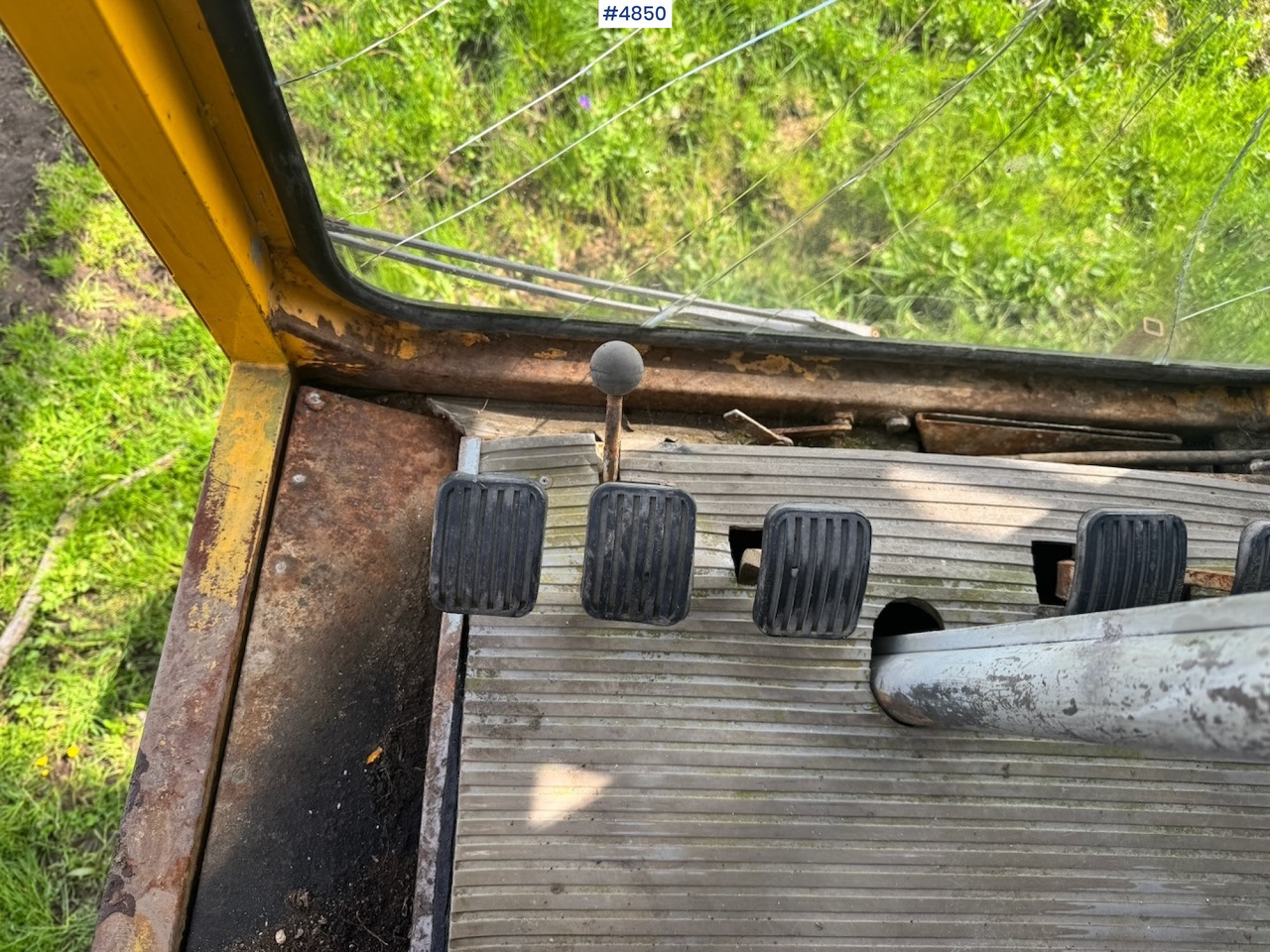 Excavadora 1983 Åkerman H7 Wheeled excavator with digging bucket: foto 16