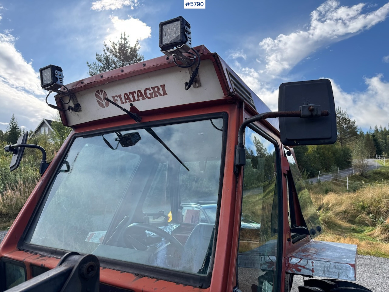Tractor 1986 Fiat 70-90 DT w/ front loader.: foto 9