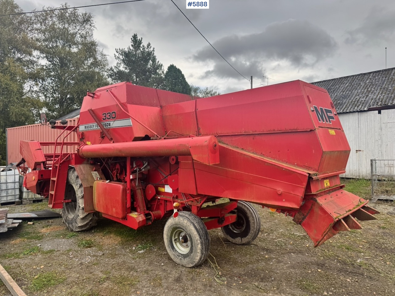 Cosechadora de granos 1986 Massey Ferguson 330 combine harvester: foto 8