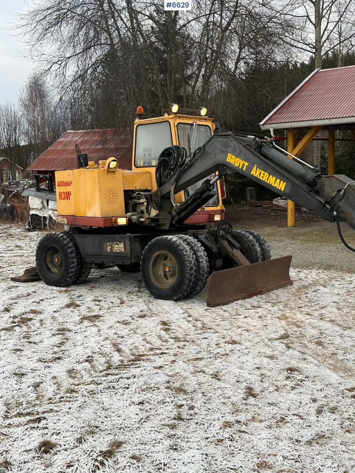 Excavadora 1987 Åkerman H3M Wheel excavator w/ 4 buckets.: foto 10 Excavadora 1987 Åkerman H3M Wheel excavator w/ 4 buckets.: foto 10