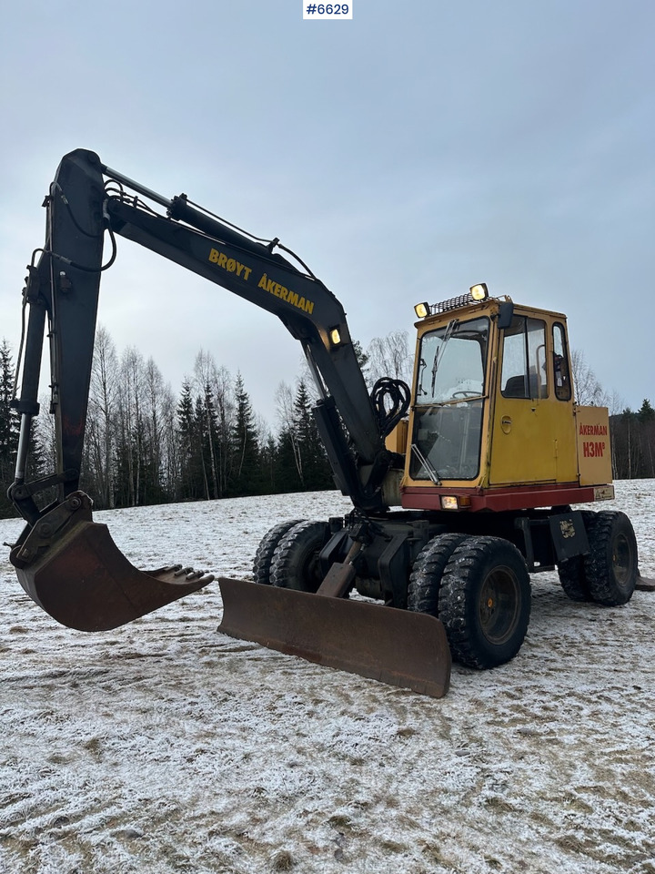 Excavadora 1987 Åkerman H3M Wheel excavator w/ 4 buckets.: foto 7 Excavadora 1987 Åkerman H3M Wheel excavator w/ 4 buckets.: foto 7