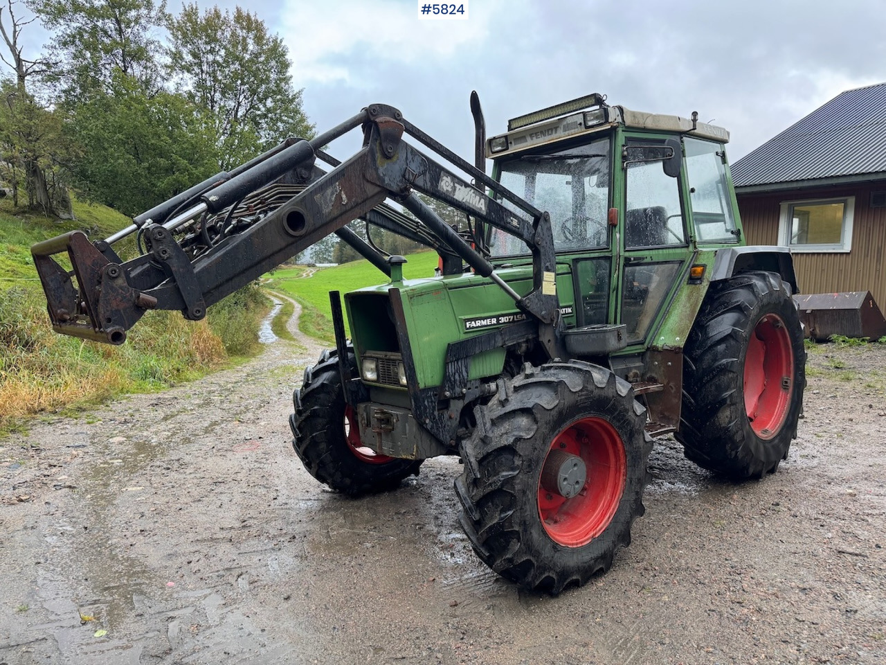 1991 Fendt Farmer 307 LSA w/ front loader. - Tractor: foto 2 1991 Fendt Farmer 307 LSA w/ front loader. - Tractor: foto 2