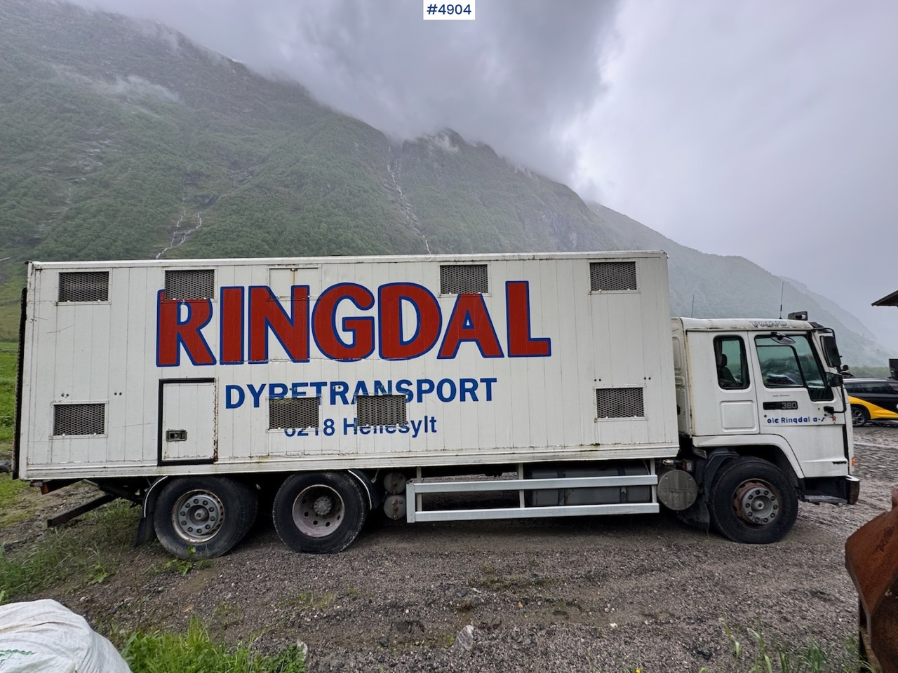 1996 Volvo FL12 6x2 Animal transport. - Camión transporte de ganado: foto 1 1996 Volvo FL12 6x2 Animal transport. - Camión transporte de ganado: foto 1