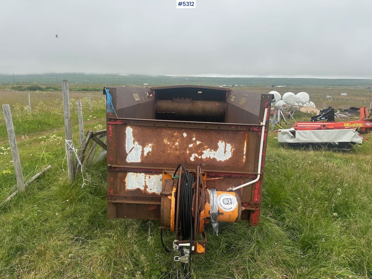 1998 TKS R-150 Silage spreader - Maquinaria de henificación: foto 4 1998 TKS R-150 Silage spreader - Maquinaria de henificación: foto 4